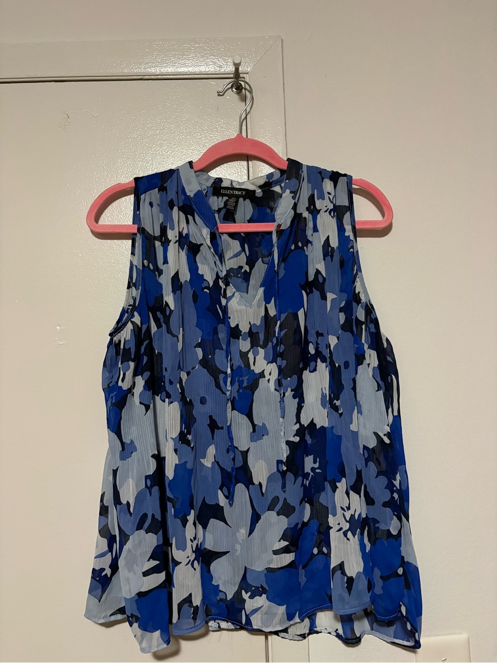 Ellen Tracy Floral Sleeveless Blouse